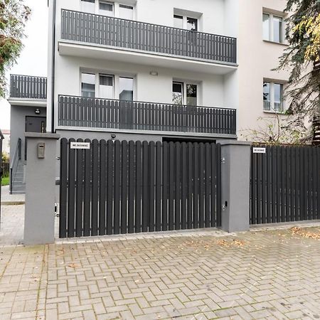 Komfortowe Przytulne Nowoczesne Mieszkanie Радом Экстерьер фото